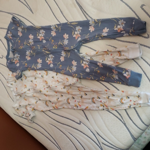 Girl onesie 3T - Picture 4 of 4